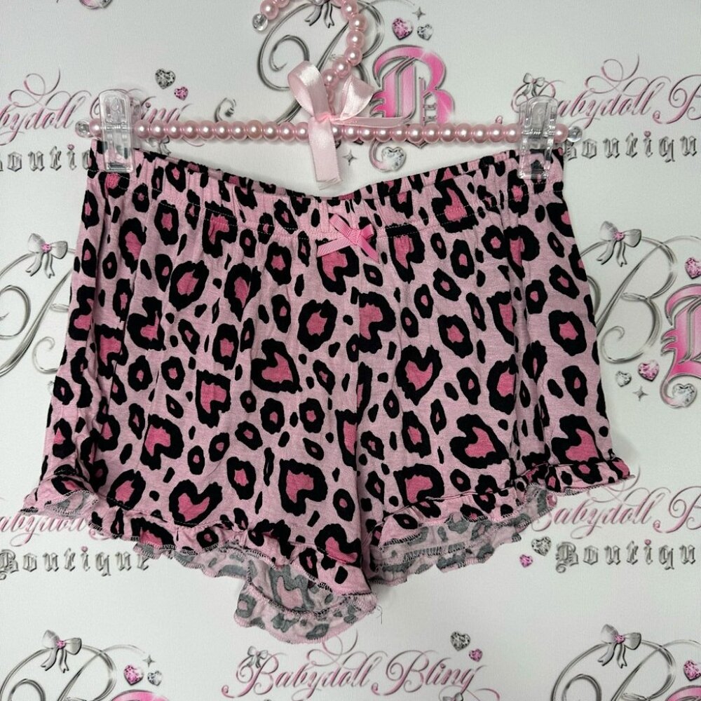 Sleep & co shorts ruffle hem frilly cheetah print hearts pink black bow tie y2k